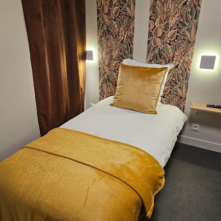 Auberge Du Prieure Saint-Angel  ภายนอก รูปภาพ